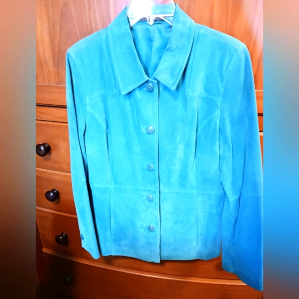 Robin's eggblue suede lined jacket.